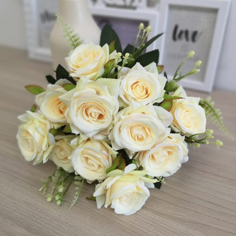 Искусственные цветы в Иваново | Цветы искусственные «Розы острые», молочно-персиковые, букет